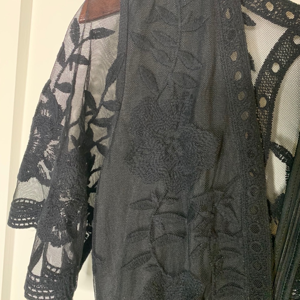 Black Lace Romper - Lily Rain - Picture 4 of 5